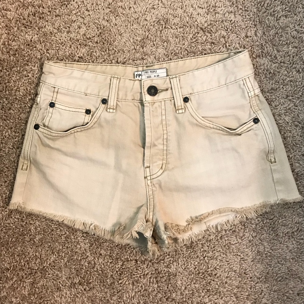 NWOT Free People uptown tan denim shorts